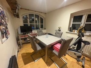 Photo 1- click for photo gallery